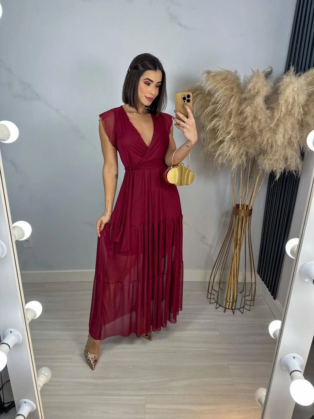 Vestido Izzy Manga Curta Liso